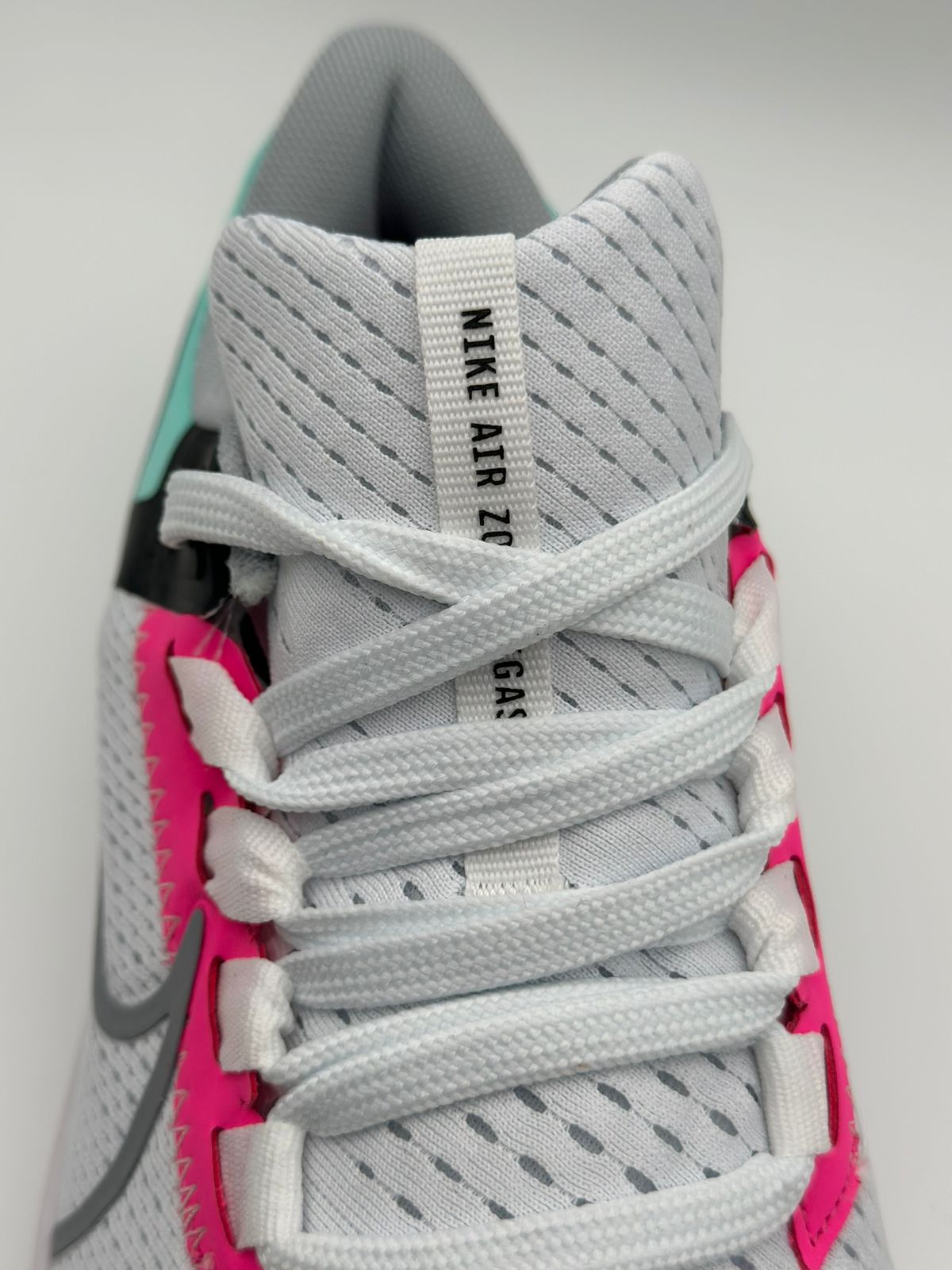 Nike Air Zoom Pegasus 38 " white wolf grey hyper pink "