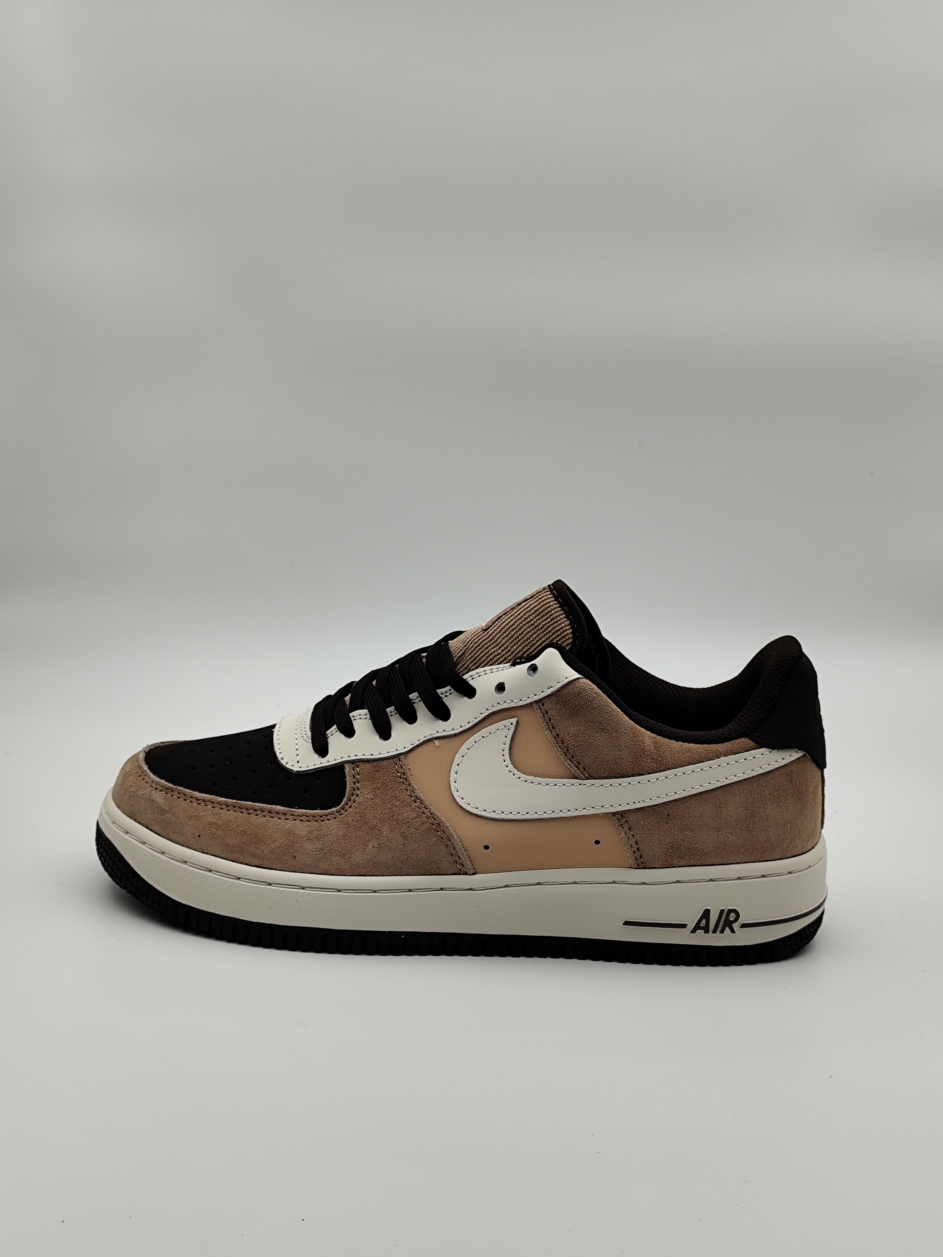 Nike Air Force 1 "Mocha"