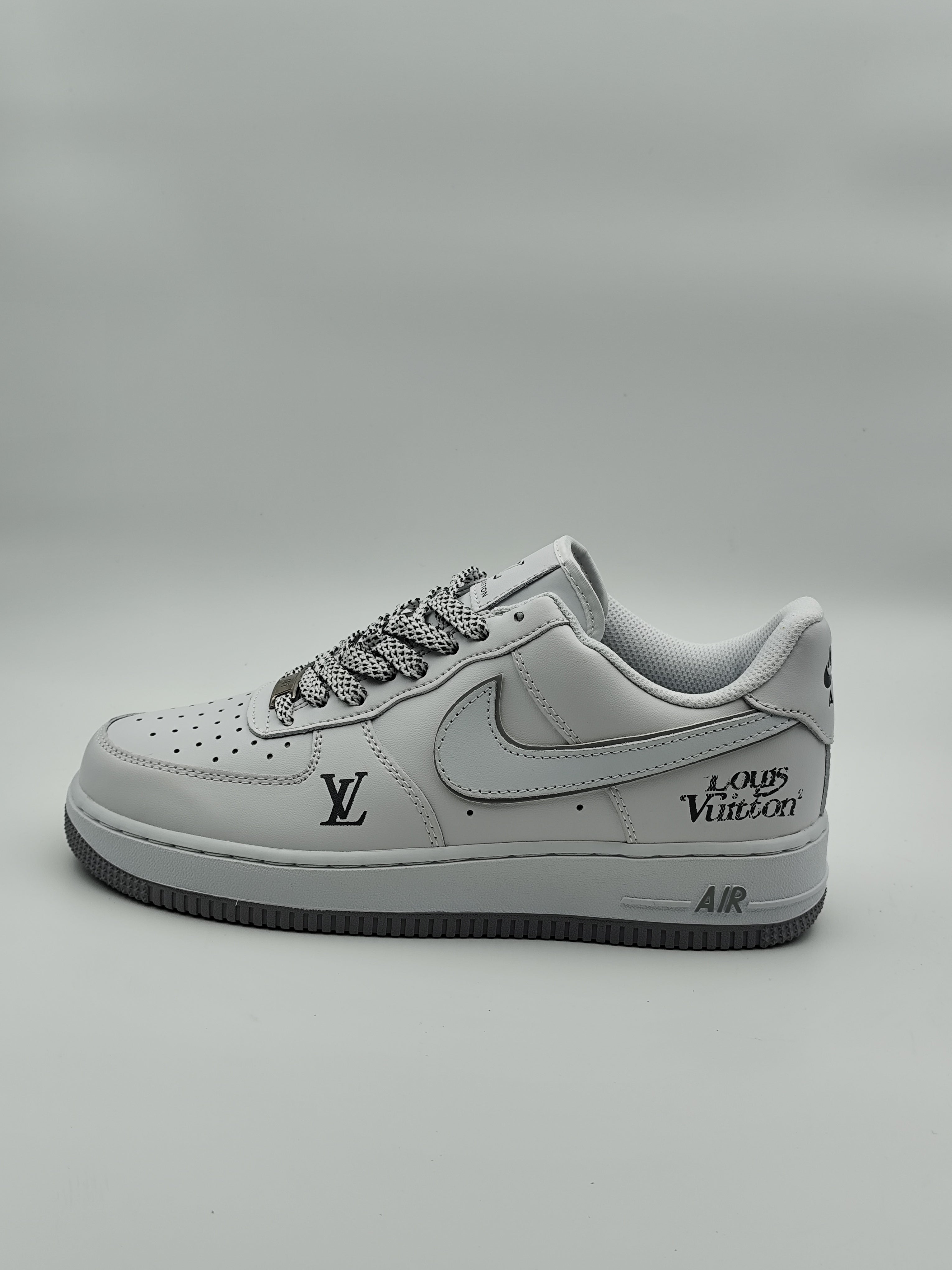 Nike Air Force 1 "Louis Vuitton"