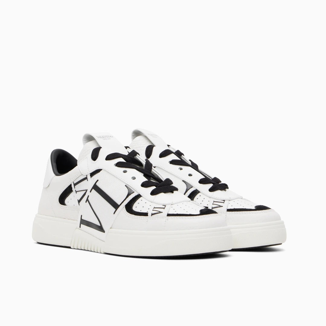 Valentino Garavani "White Black"