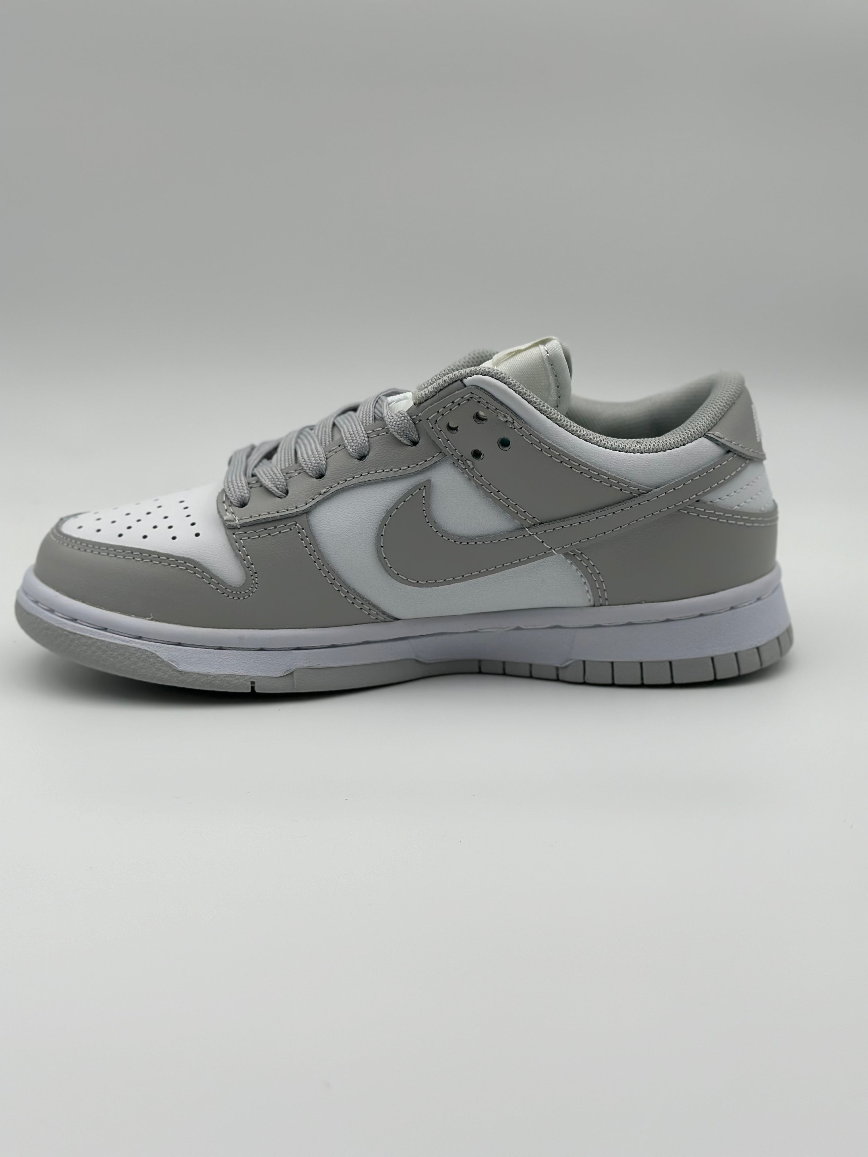 Nike Dunk Low "Grey Fog"