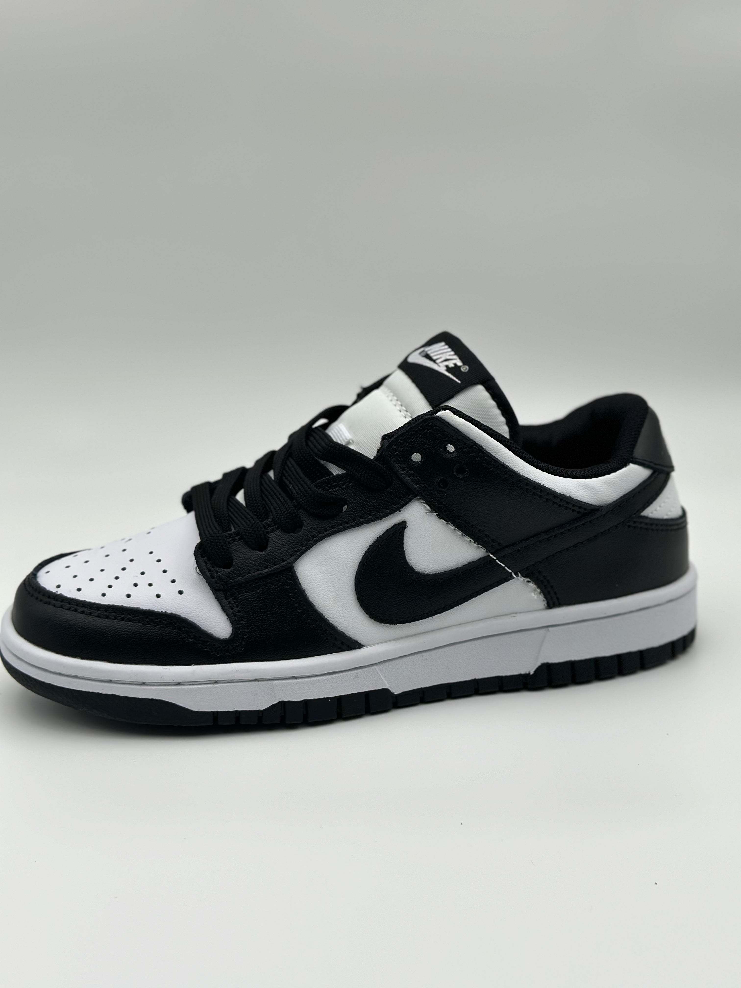 Nike Dunk Low "Black White"