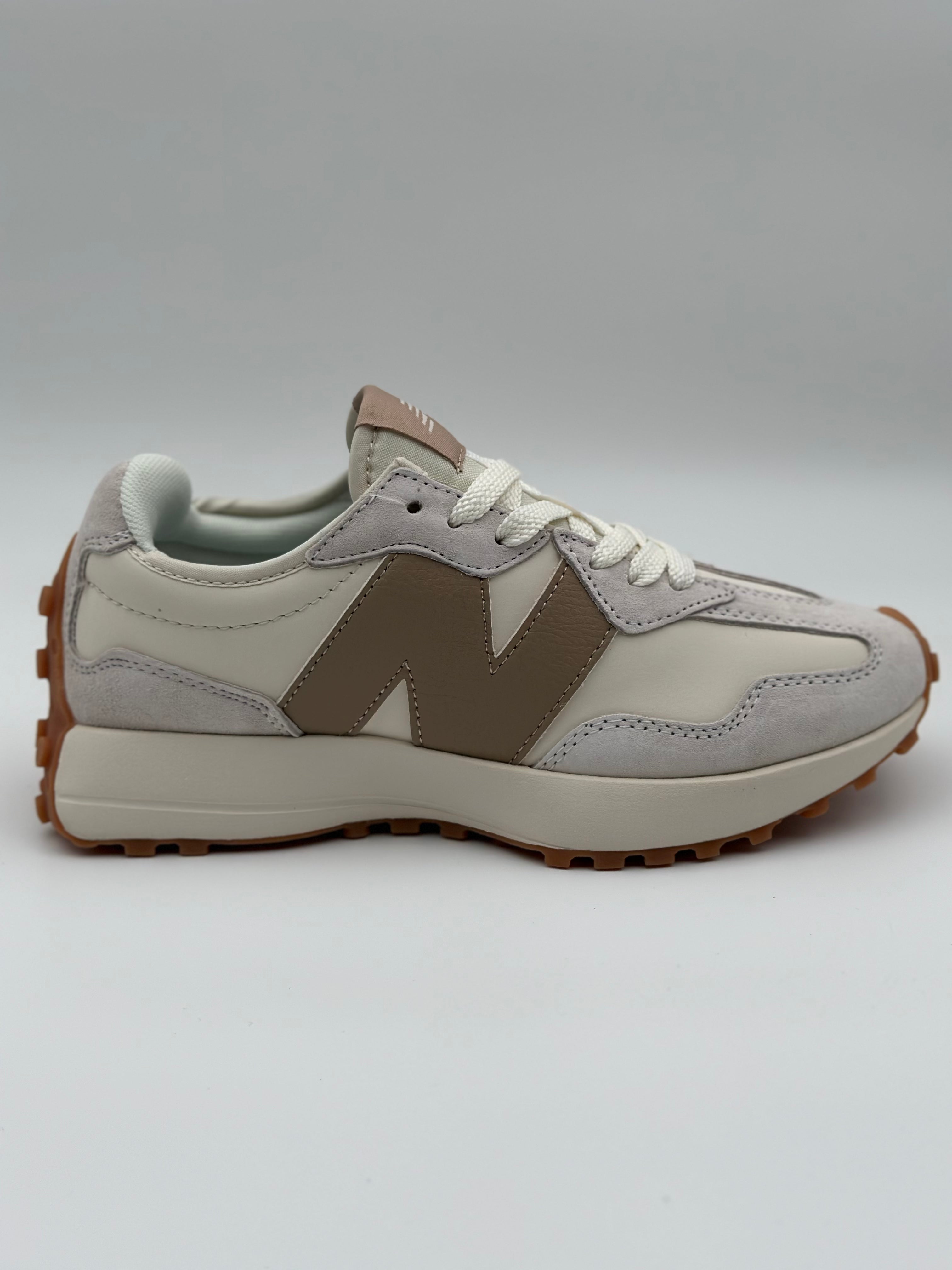 New Balance 327