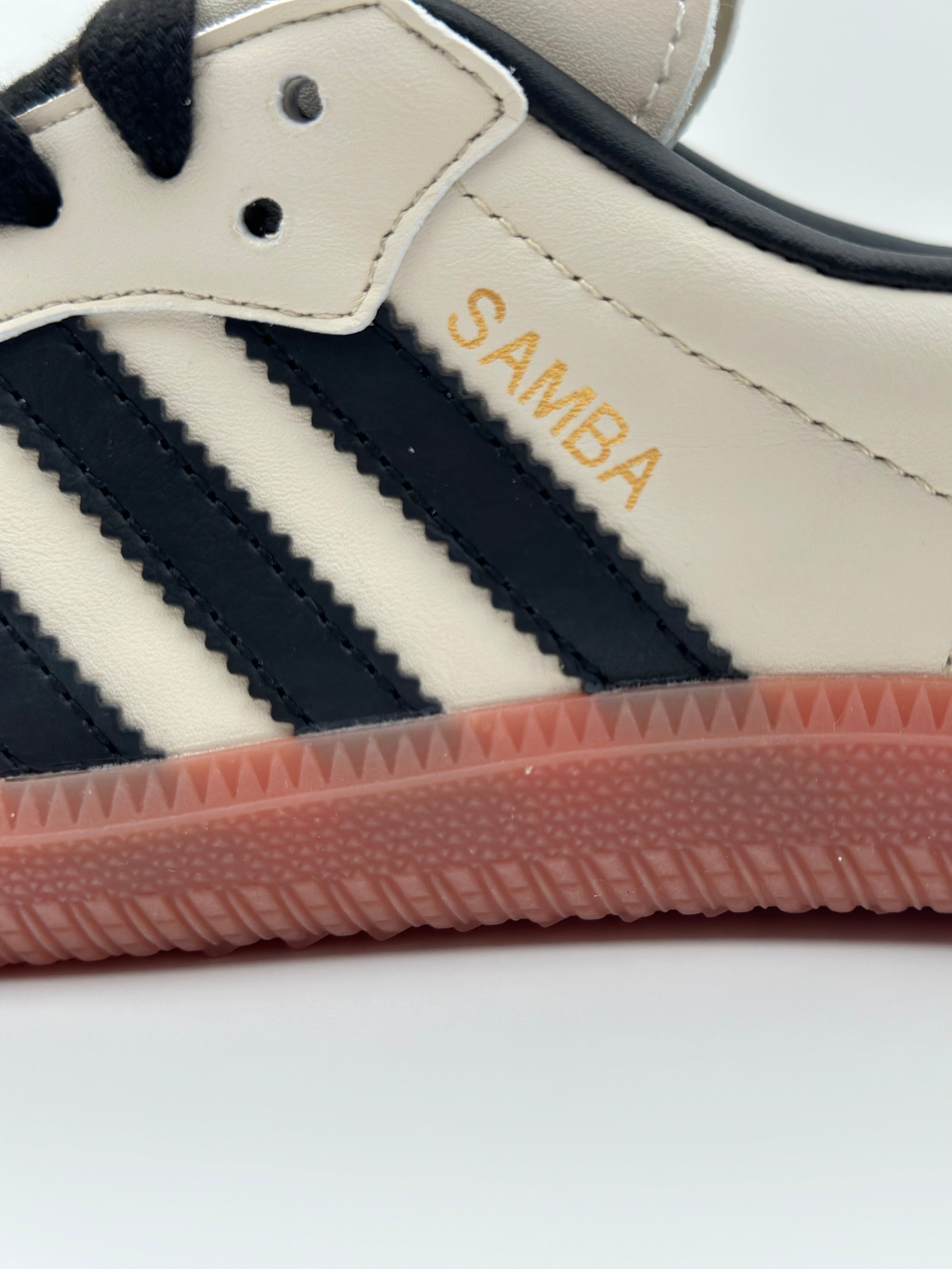 Adidas Samba OG "Cream White/Black/Sand strata"