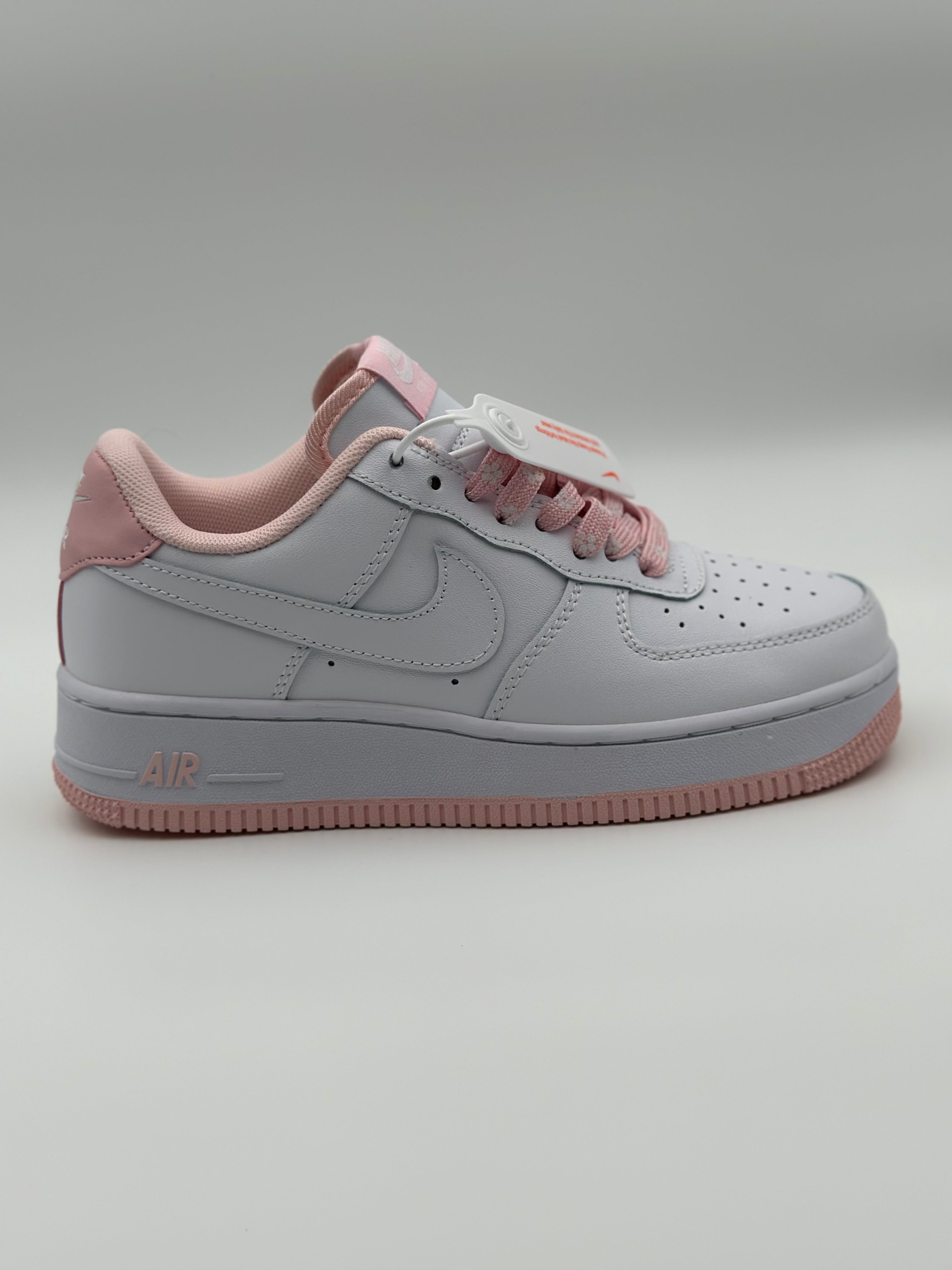 Nike Air Force 1 "Pink White"