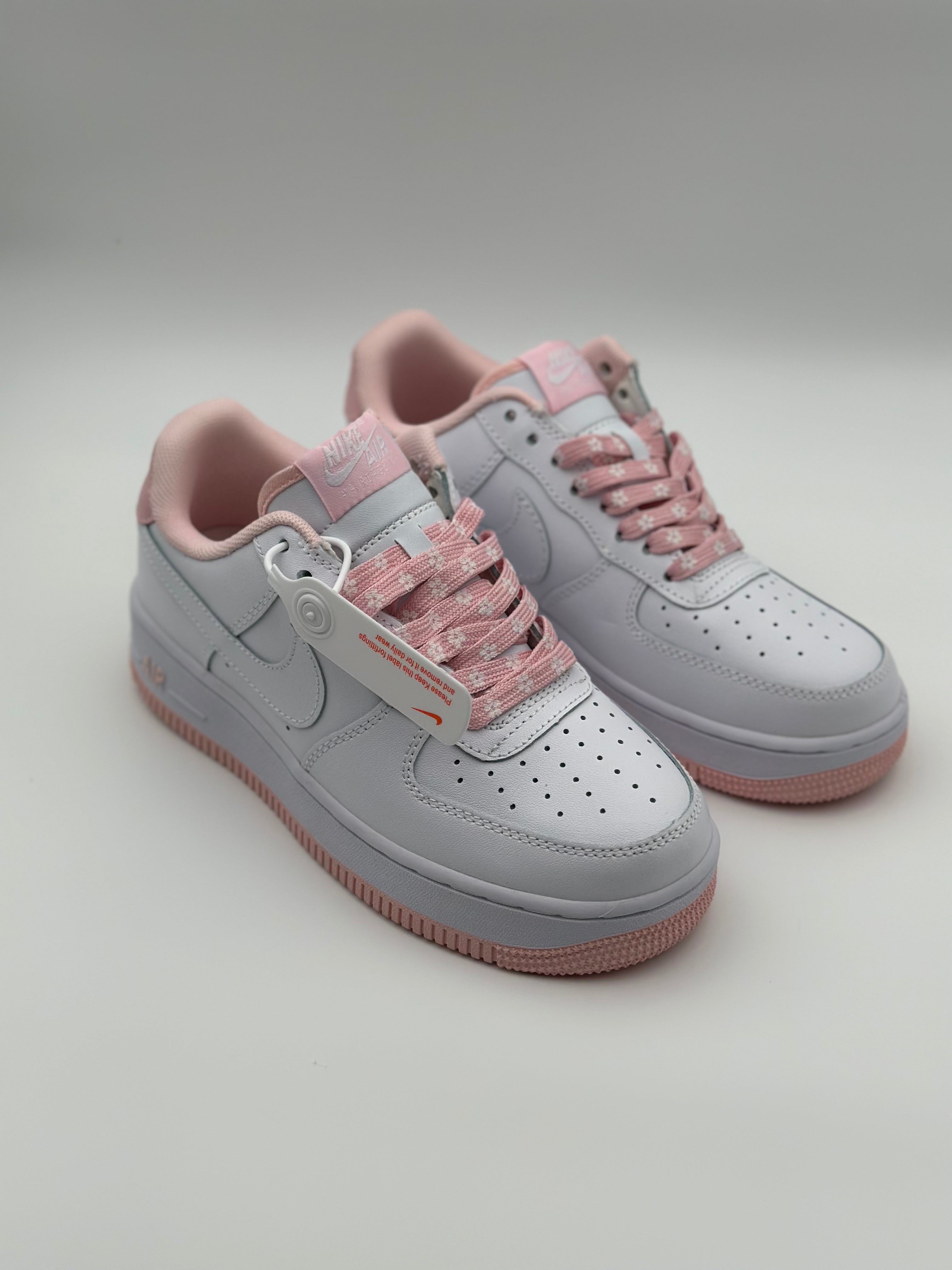 Nike Air Force 1 "Pink White"