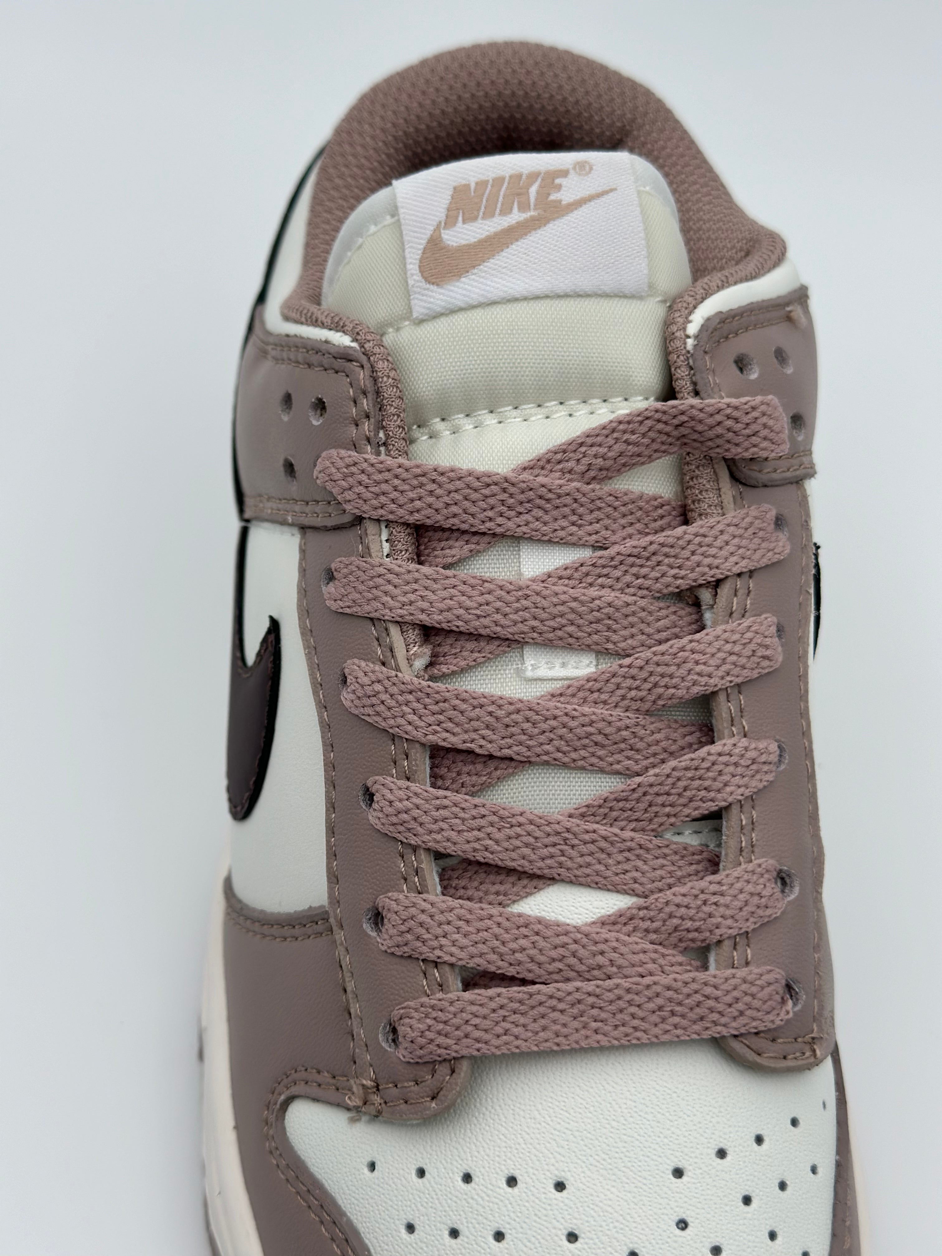 Nike Dunk Low "Diffused Taupe"