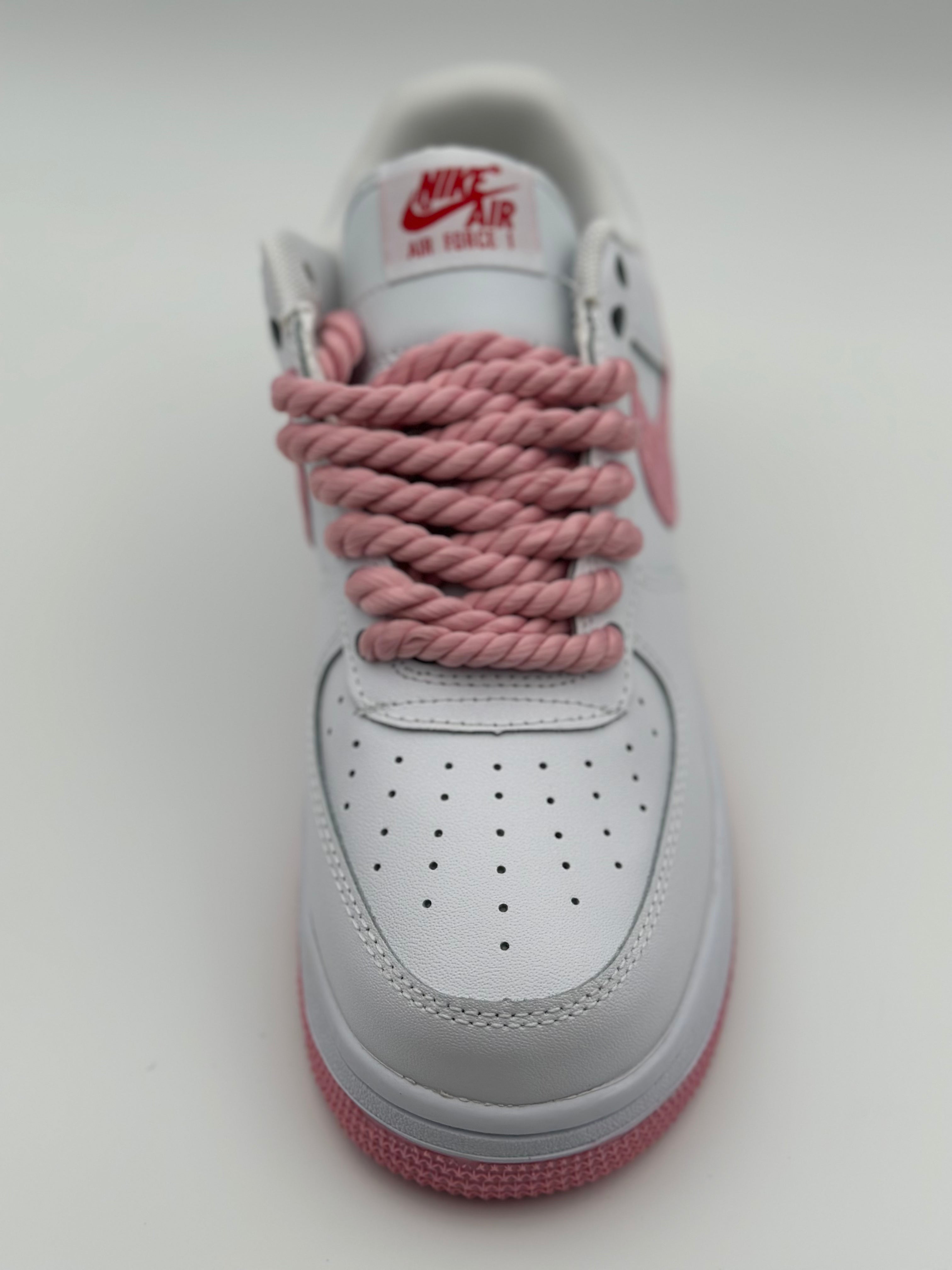 Nike Air Force 1 "Valentine's"