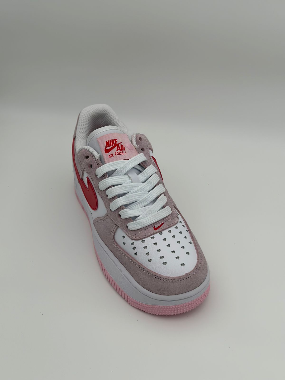 Nike Air Force 1 "Valentine's"