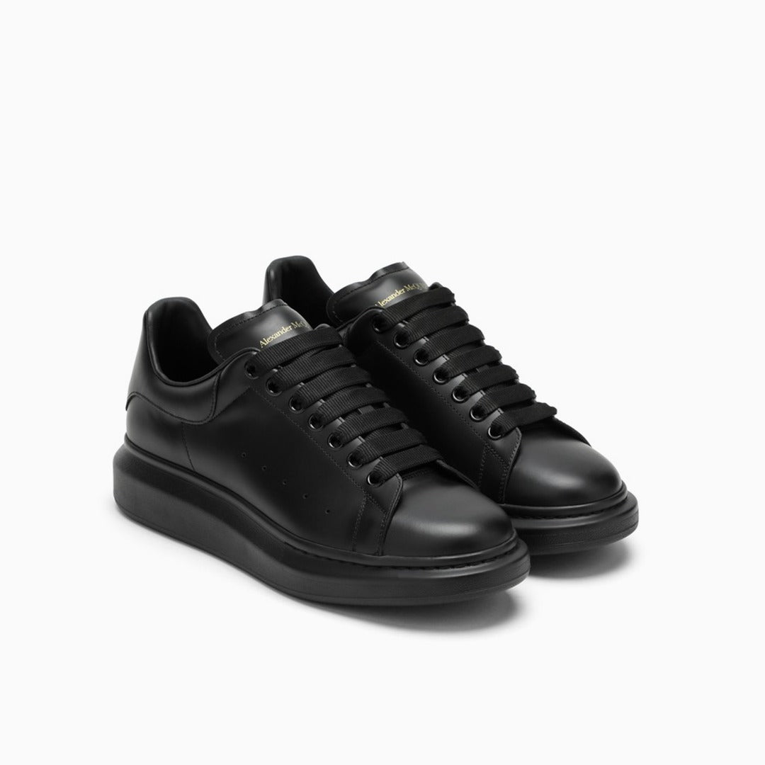 Alexander McQueen Oversized "All Black"